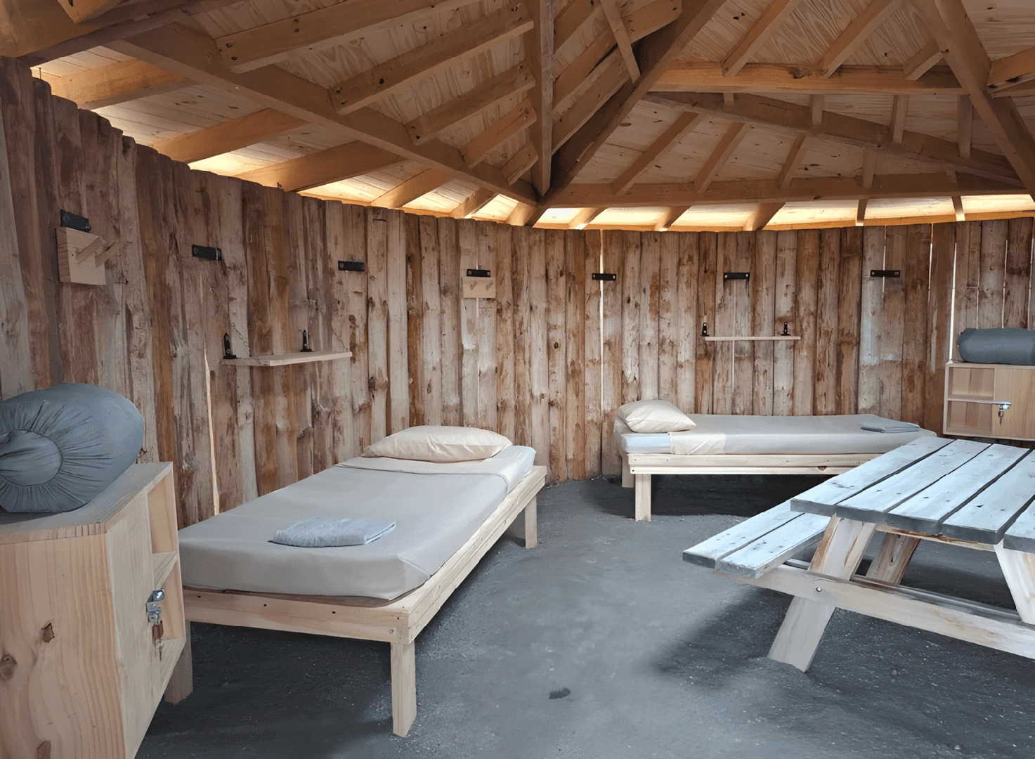 Yurtas para alojarse en el camping La Señalada, Parque Patagonia
